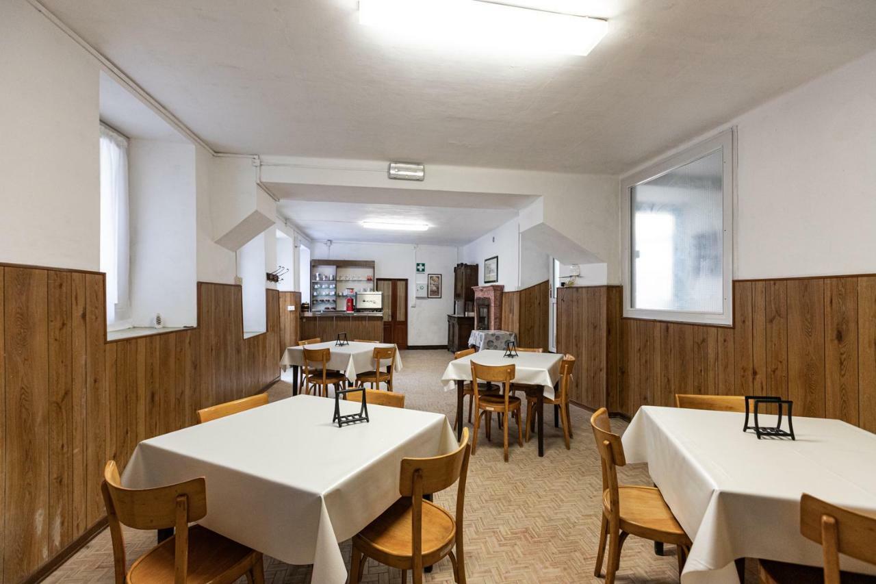 Ostello Di Germagno Omegna Exteriér fotografie
